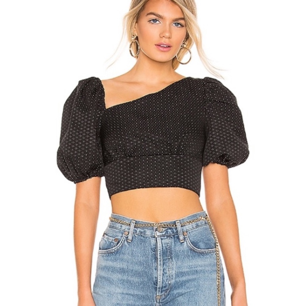 Black top h:ours